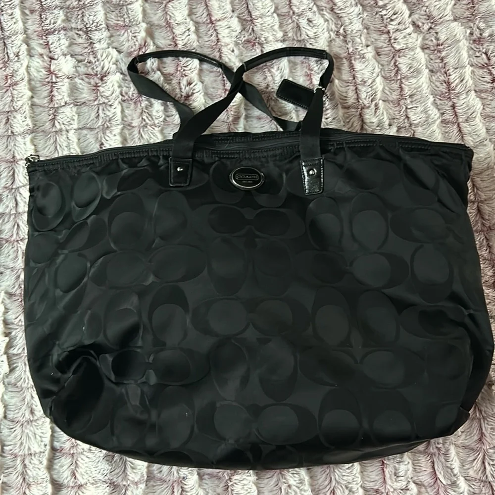 Coach All Black Travel Getaway  Bag - Picture 6 of 13